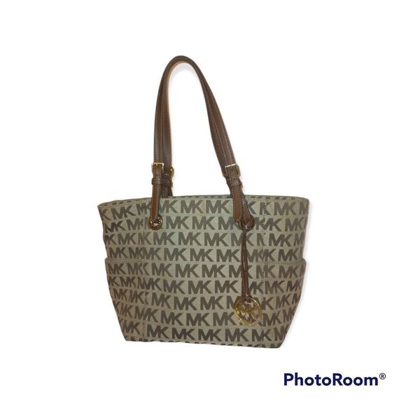 (1473) MICHAELΒ KORS LARGE BROWN MONOGRAM CANVAS TOTE π₯ - Picture 2 of 16